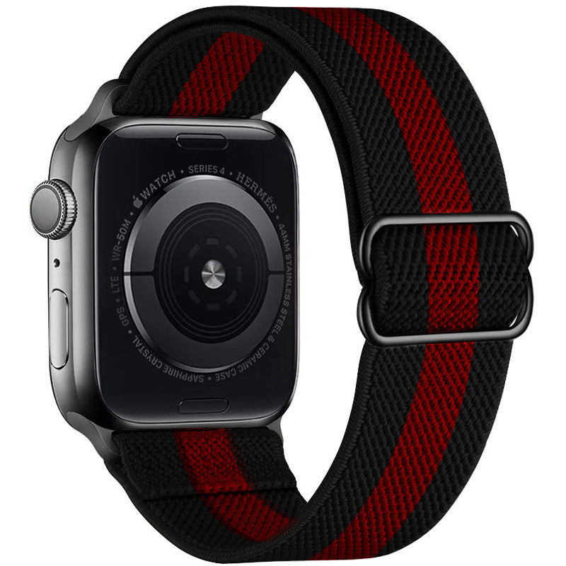 Watchify V2 klokkereim for Apple Watch. En nydelig, komfortabel og elastisk klokkereim med en spenne som ikke er ubehagelig mot huden. Passer Iwatch series 1/2/3/4/5/6/7. Sort med rød stripe og sort spenne